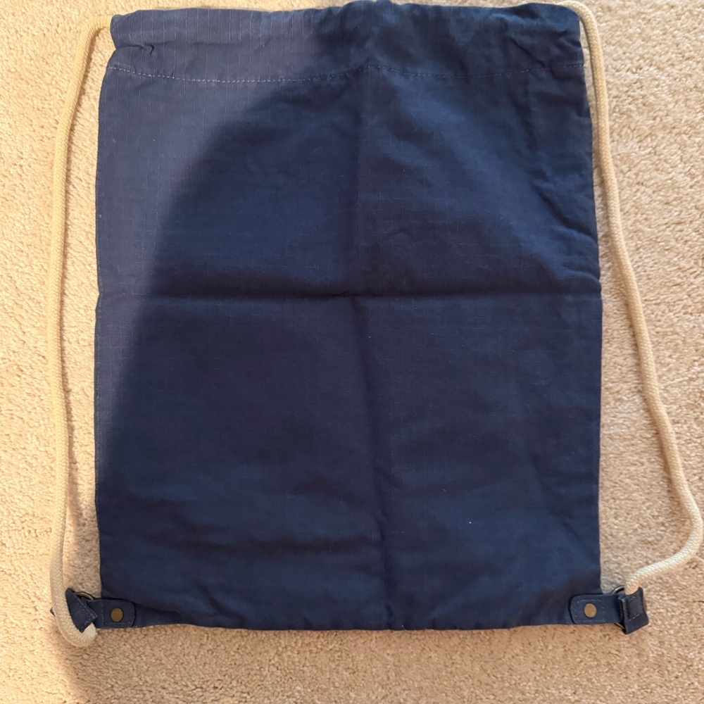Old Navy Drawstring backpack - Picture 2 of 3